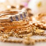 rever-de-ramasser-des-bijoux-en-or-signification-du-reve